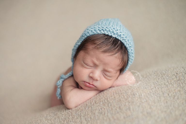 Enzo | Chicago Loop Newborn Photographer - Joy Lyn Photography